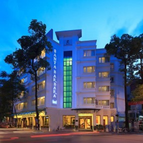 Khách sạn Santa Barbara